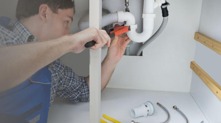 Professional sewer line replacement in Oakville, IA